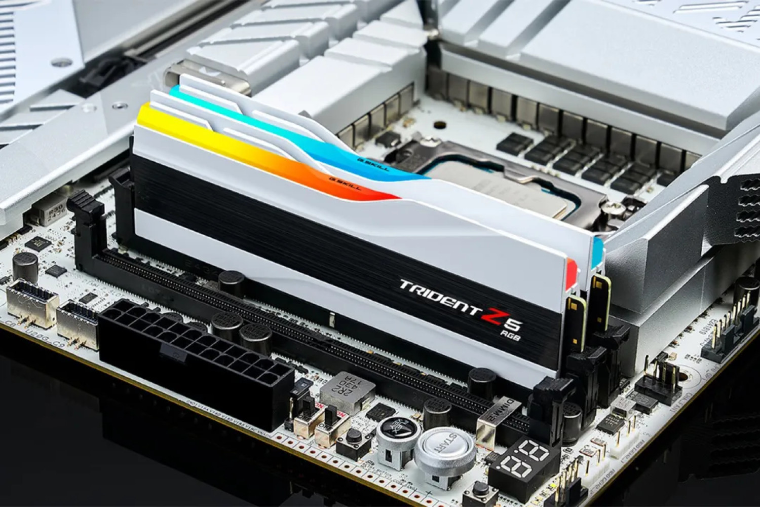Naujas DDR5 atminties greičio rekordas: pasiekta net 12 774 MT - s riba