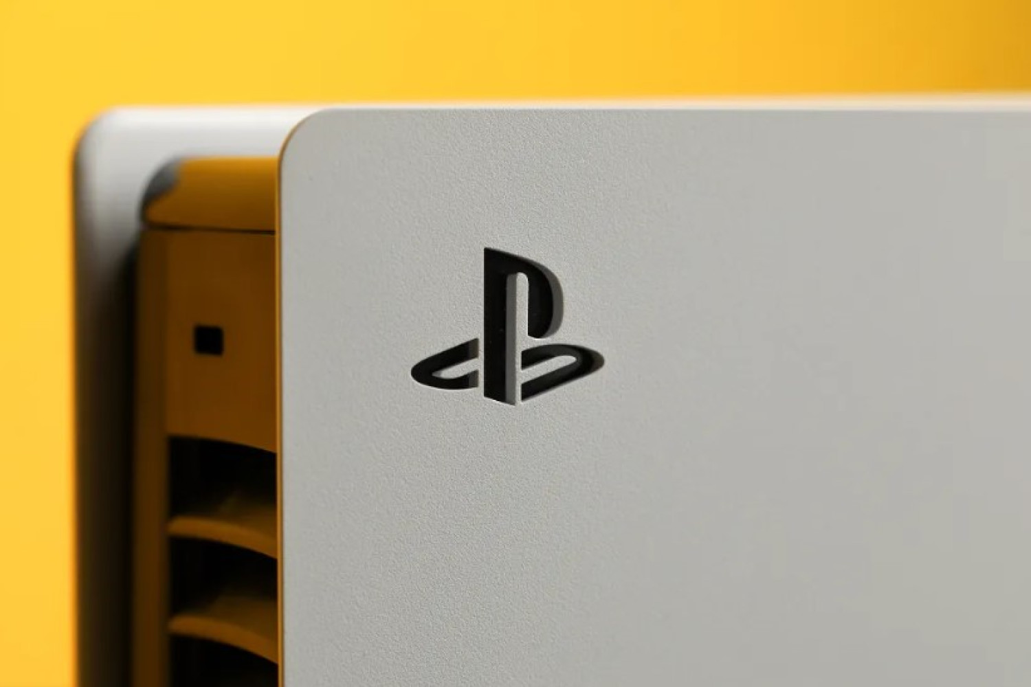 Apple Pay atkeliauja į PS5 žaidimų pirkimus: nauja era PlayStation Store