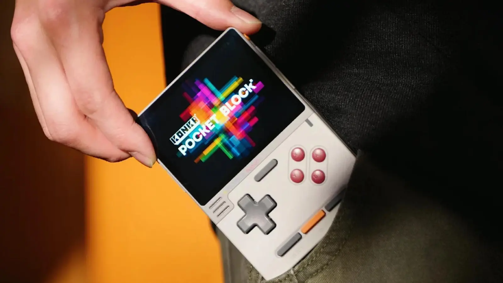 Ayaneo Konkr Pocket Block: vertikali retro konsolė