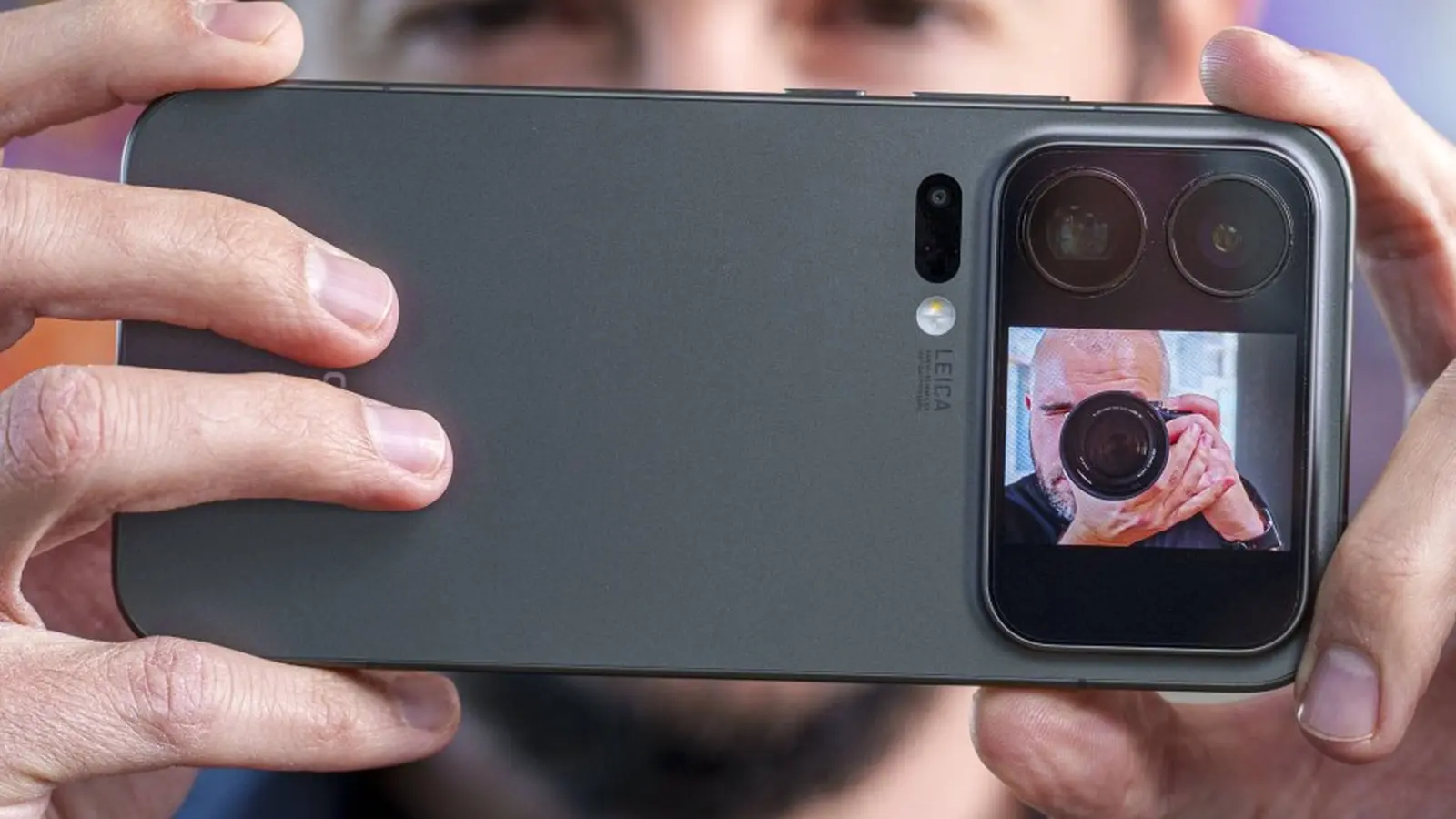 Xiaomi 18 Pro kainos Europoje ir mažesnės baterijos