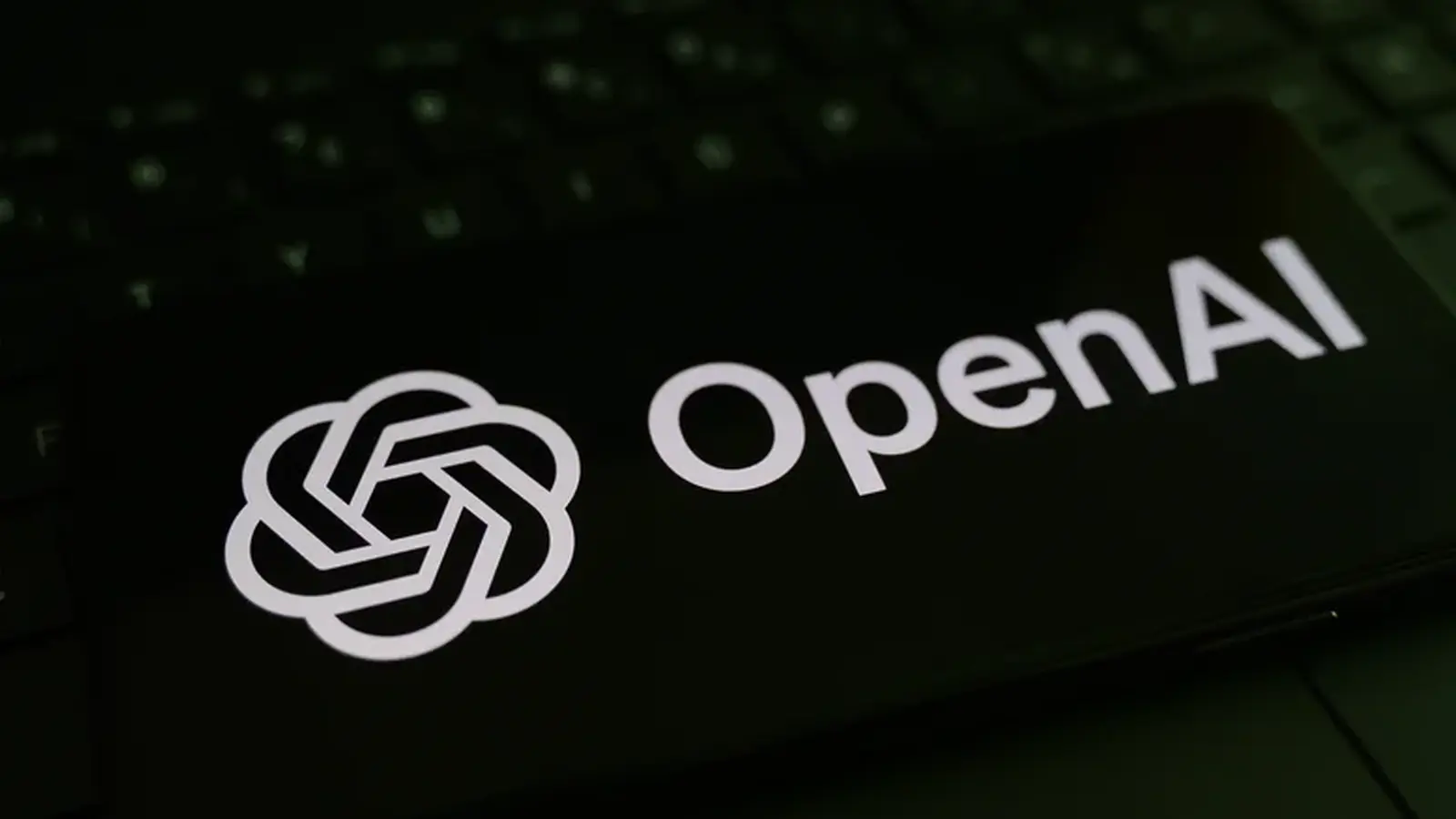 OpenAI mokys pažangiausius DI modelius be interneto