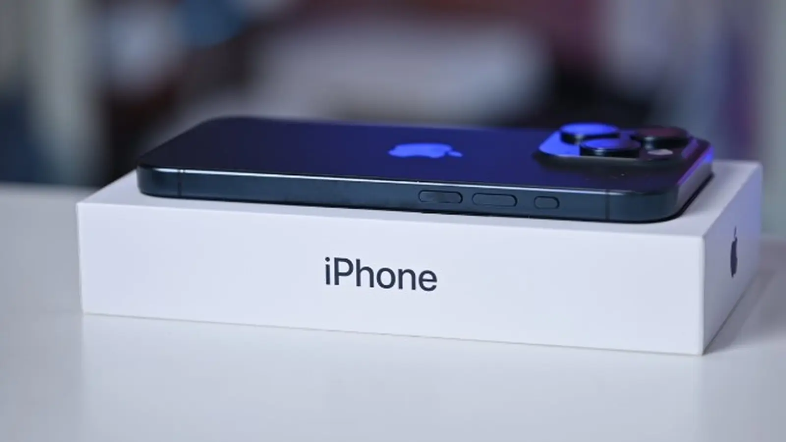 Apple tikrins grąžinamus iPhone neatidarytose dėžėse