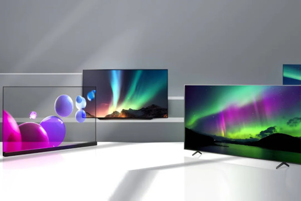 LG žengia į naują etapą OLED ekranuose: pradedama masinė mėlynosios fosforescencinės OLED panelių gamyba
