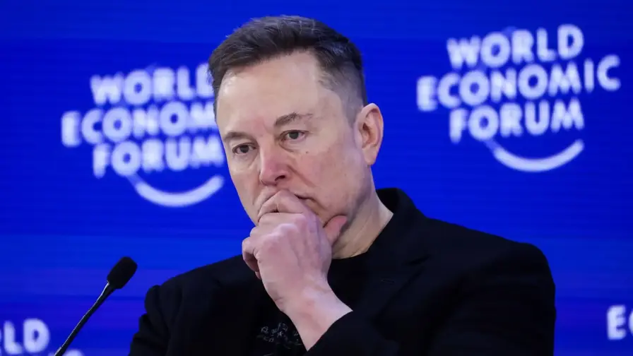 Elonas Muskas prognozuoja dirbtinio intelekto gausą Elonas Muskas prognozuoja dirbtinio intelekto gausą