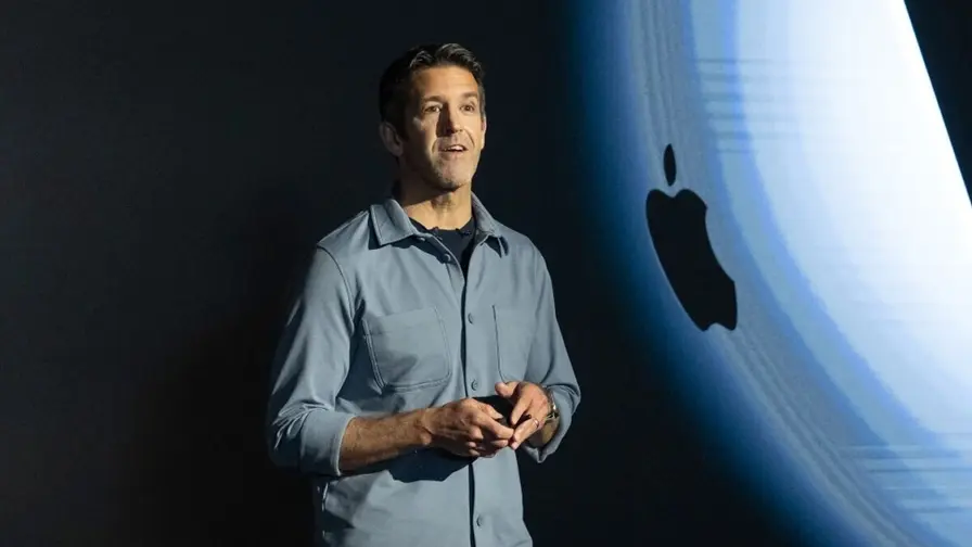 Johnas Ternusas dizainą iškelia į Apple prioritetus
