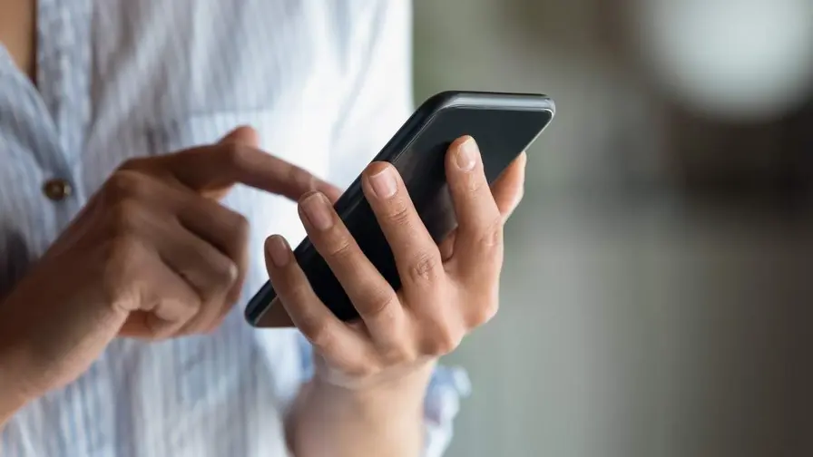 LBA perspėja apie netikrus „WhatsApp“ kvietimus Lietuvoje
