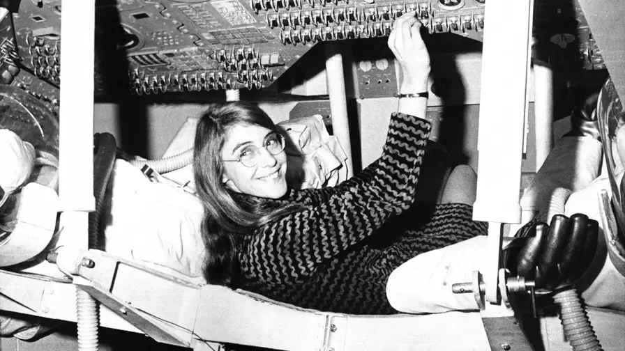 Mirė Margaret Hamilton, „Apollo“ programinės įrangos kūrėja
