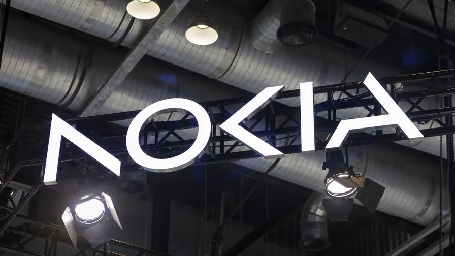 Nokia pelnas pranoko prognozes dėl DI ir debesijos