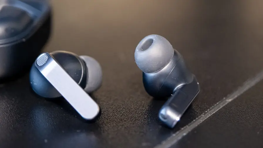 Samsung gali keisti Galaxy Buds perkaitimo gaires
