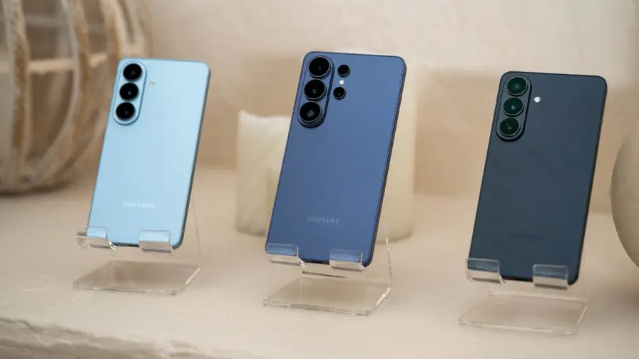 Samsung Galaxy S26 telefonų kainos keliose rinkose pakilo