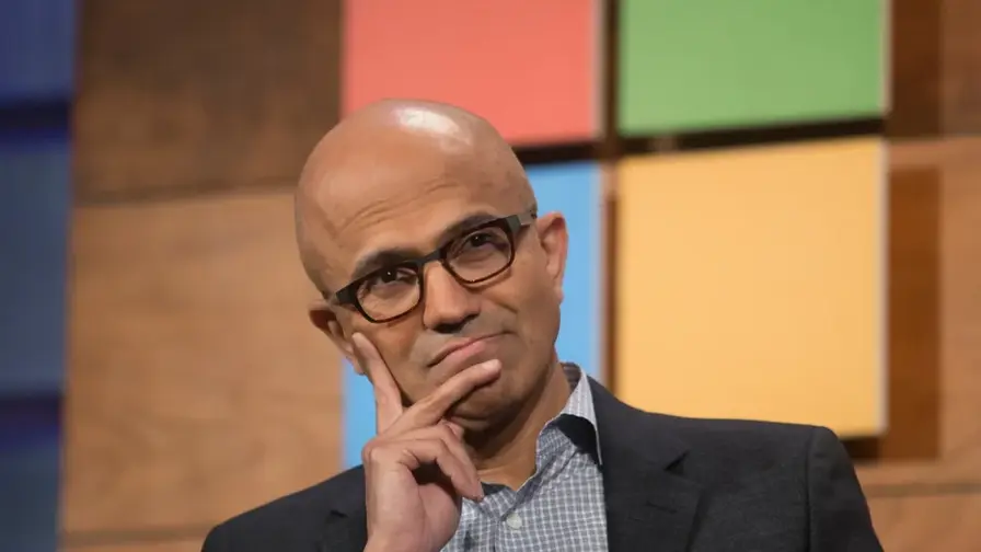 Nadella ragina griežtinti pažangaus DI modelių kontrolę
