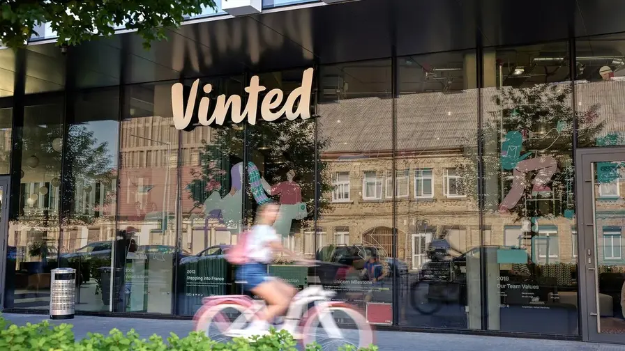 Teismas įpareigojo „Vinted“ sumokėti 750 eurų pardavėjai